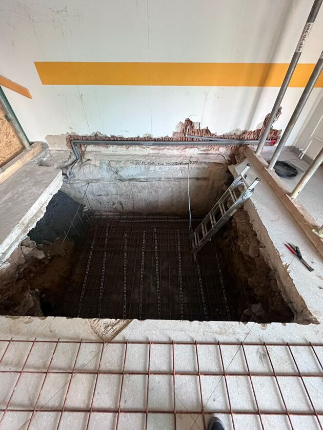 Město Valašské Klobouky - dostavba výtahu budovy polikliniky